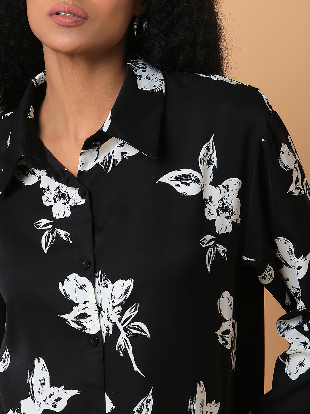 Women's Black Relaxed Floral Opaque Printed Casual Shirt