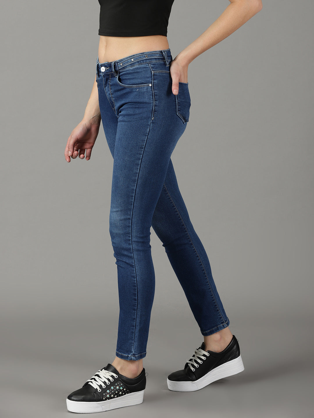 Women's Navy Blue Light Fade Acid Wash Stretchable Low-Rise Cotton Jeans