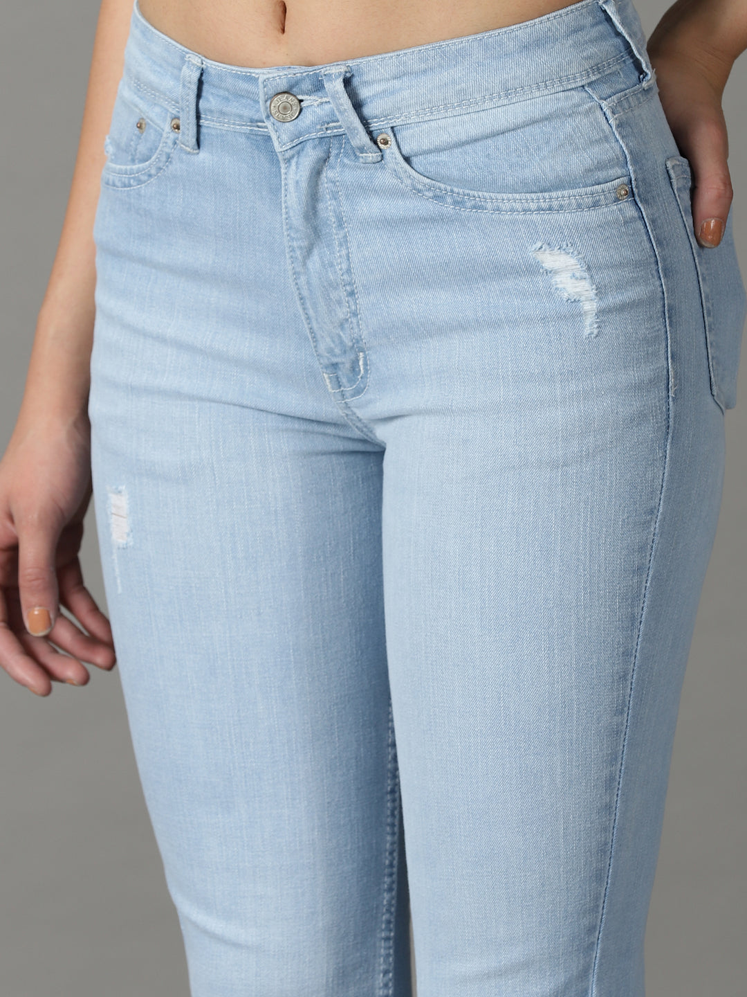 Women's Blue Straight Fit Light Fade Low Distress Stretchable Jeans