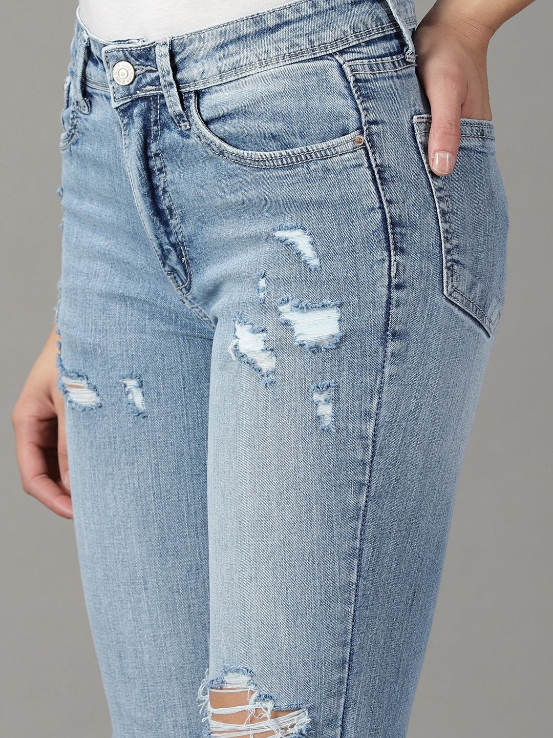 Women's Blue Mildly Distressed Light Fade Acid Wash High-Rise Stretchable Jeans