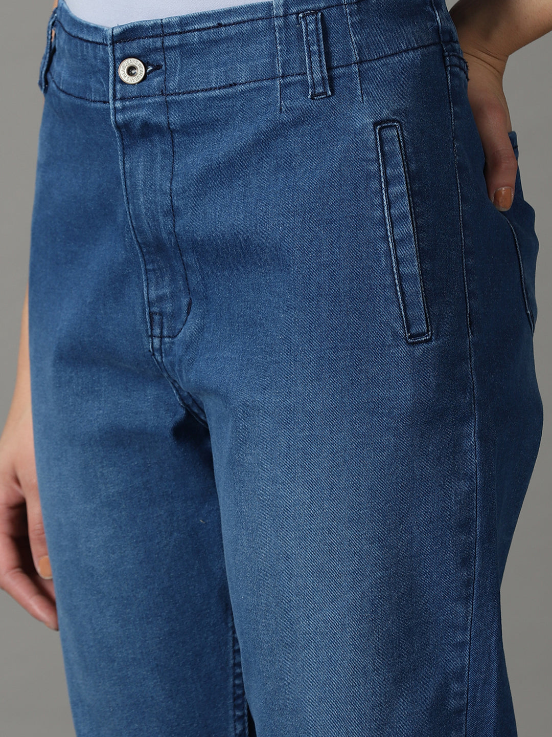 Women's Blue High-Rise Light Fade Acid Wash Cotton Stretchable Jeans