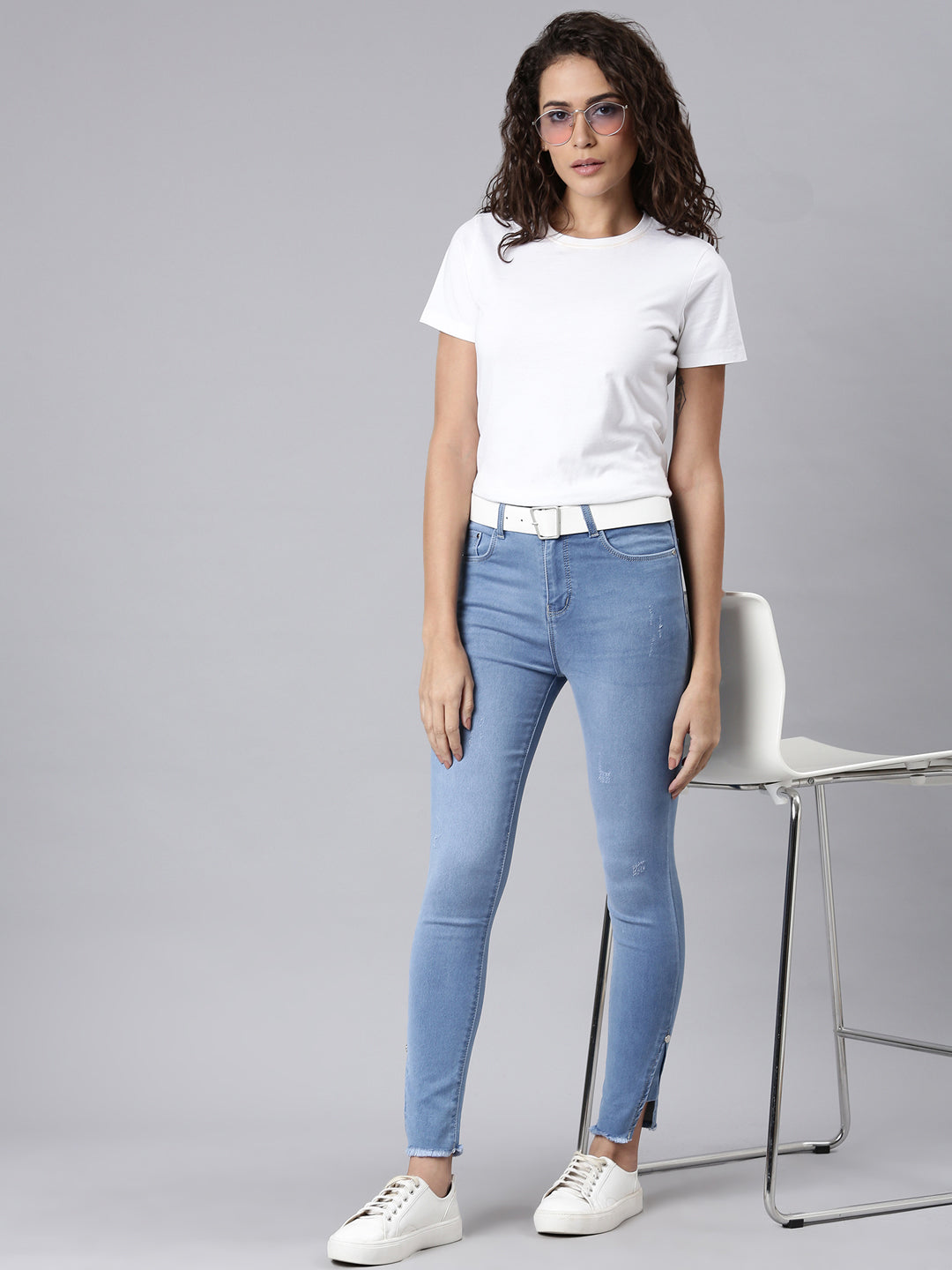 Women's Blue Skinny Fit Light Fade Acid Wash Denim Jeans