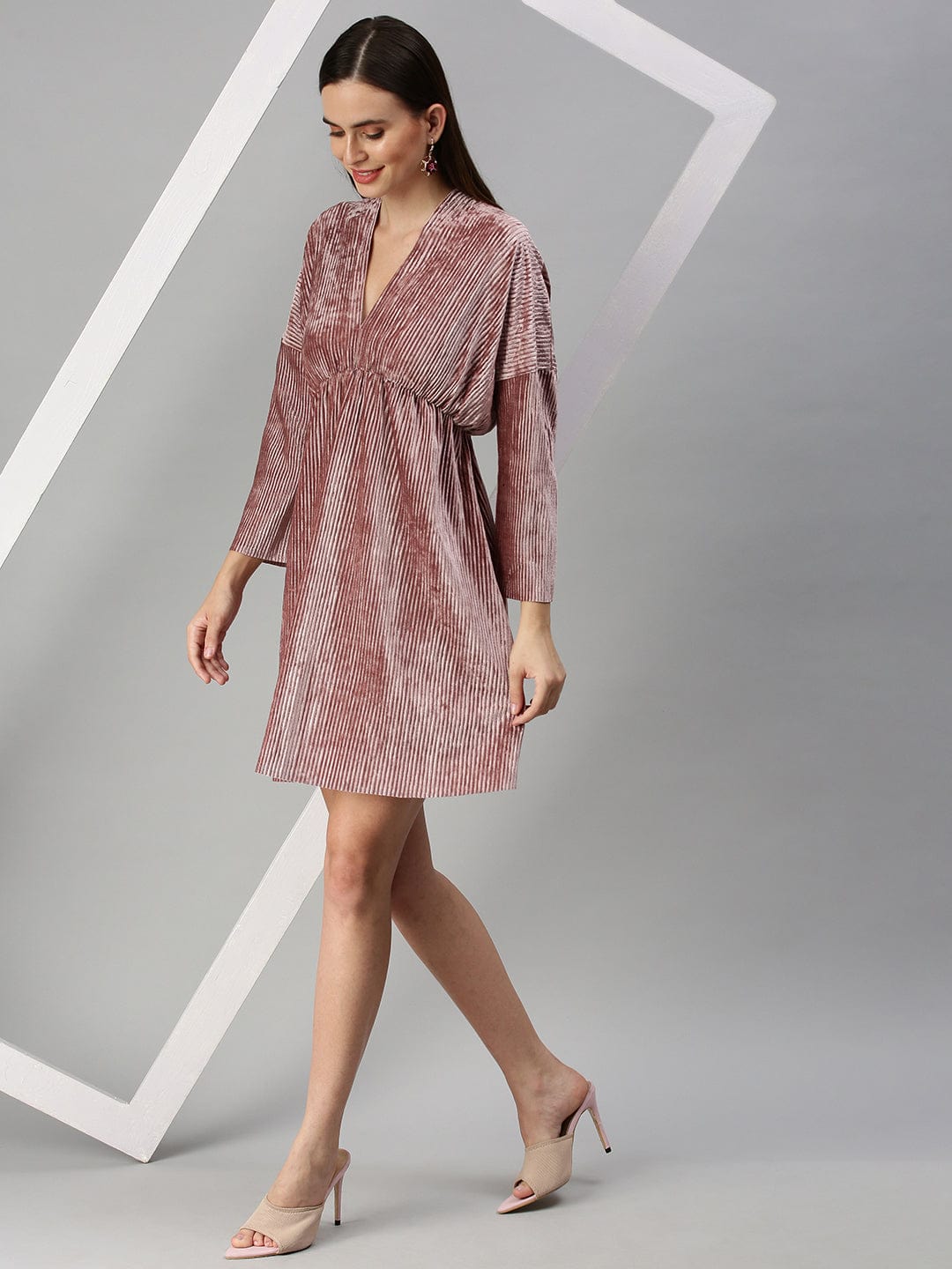 Women's V-Neck Solid Fit and Flare Mauve Dress