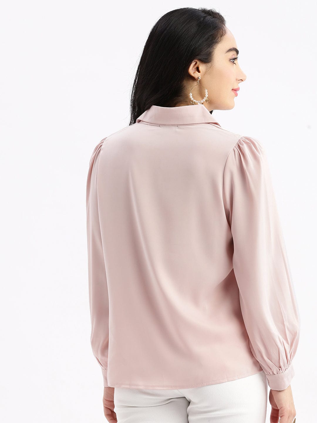 Women's Peach Solid Spread Collar Shirt