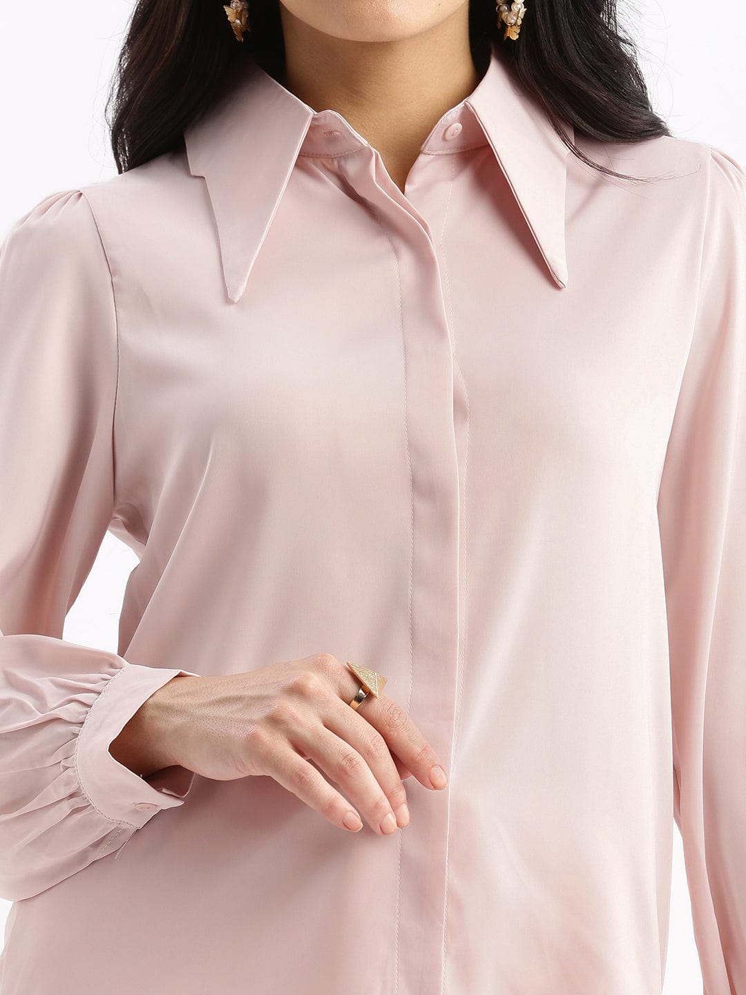 Women's Peach Solid Spread Collar Shirt