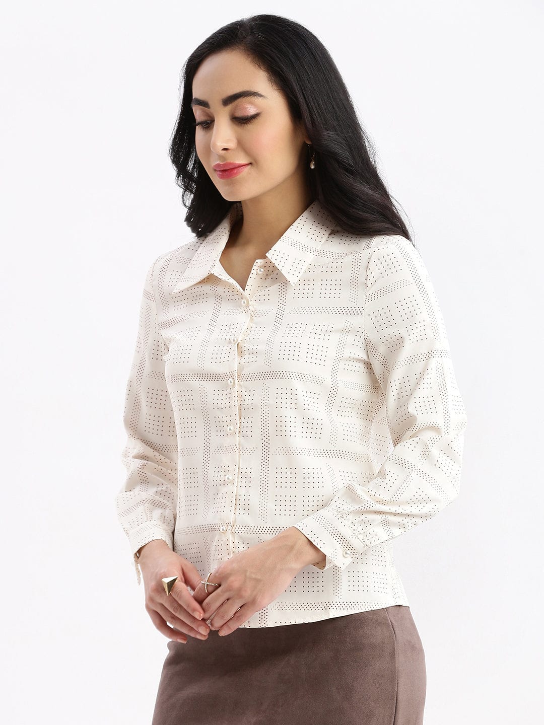 Women's Cream Standard Slim Fit Opaque Printed Casual Shirt