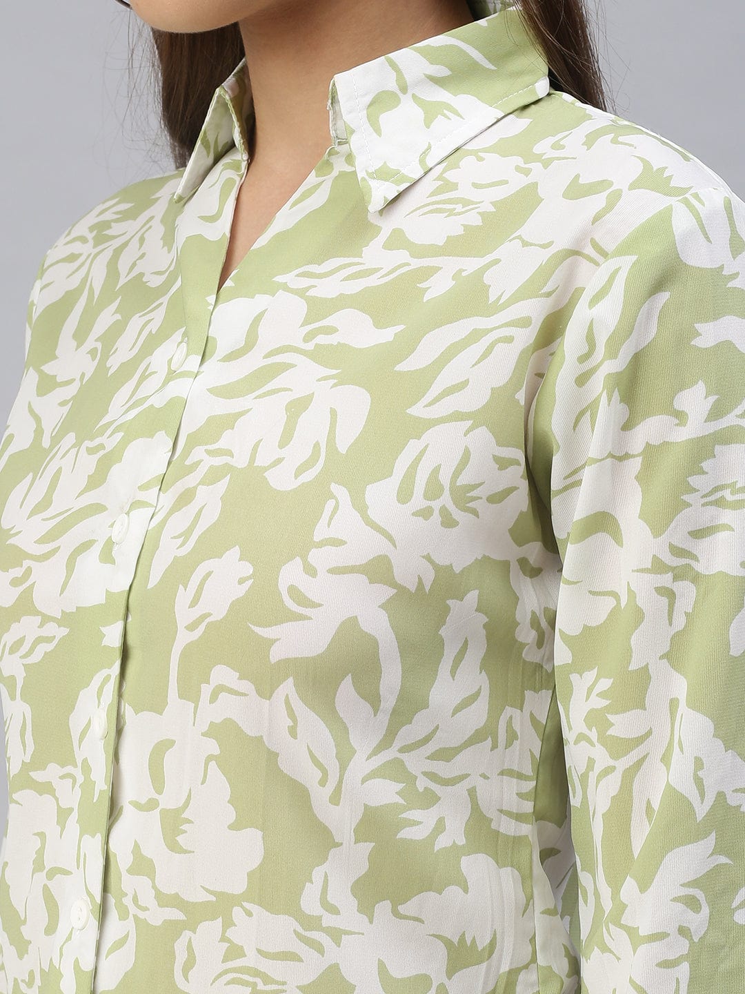 Women's Green Comfort Floral Printed Casual Shirt