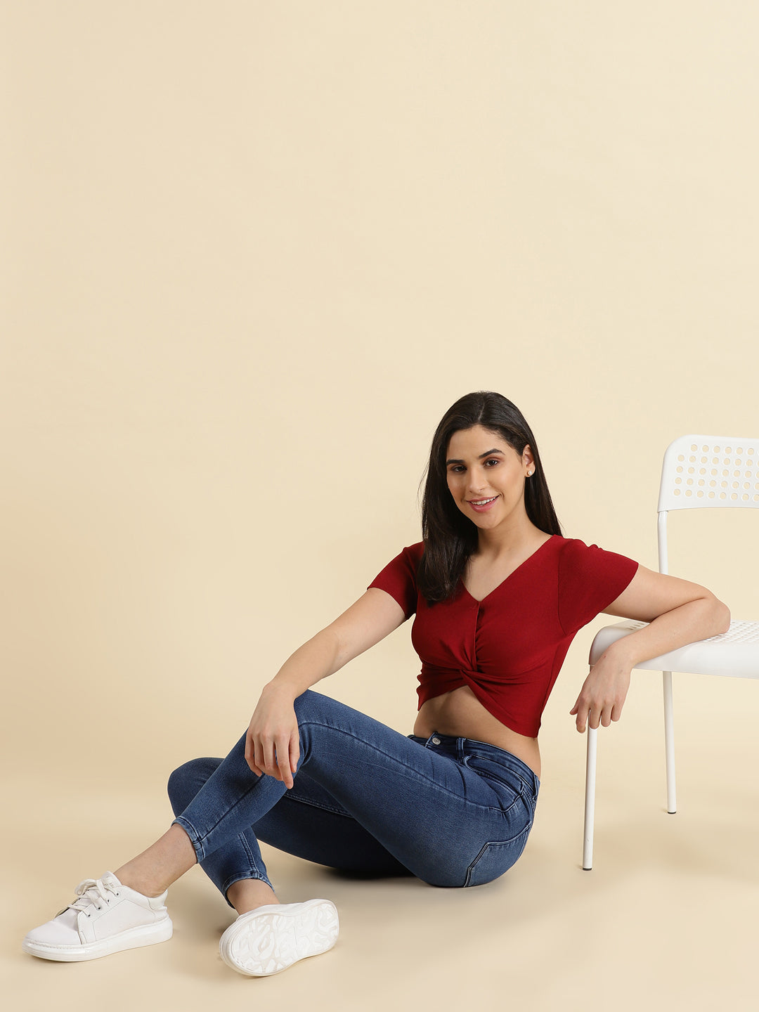Women's Maroon V-Neck Twisted Fitted Crop Top
